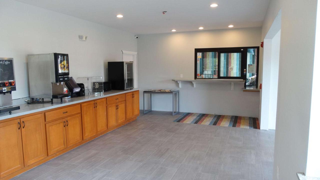 Motel 6 Houston, Tx - Willowbrook Mall Экстерьер фото